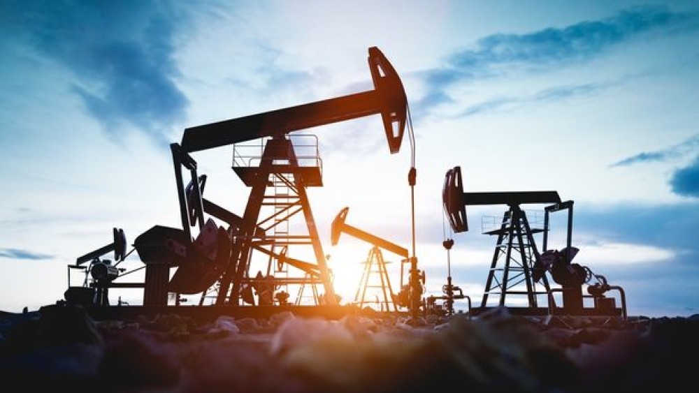 Petrolde denge arayışı devam ediyor